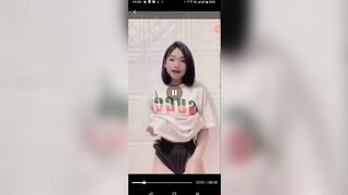 Em học sinh chat sex
