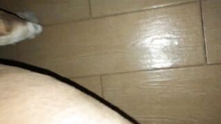 Doggy giống cái Pitbull sướng run cả chân