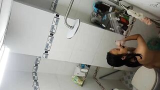 em gái lam