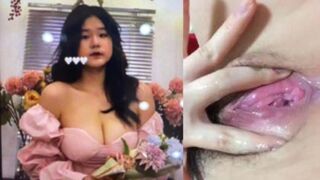 Bé Mít Đang Hot Rần Rần Cho Anh Em Tìm