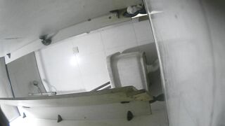 Quay lén nhà wc nữ p27, đky kênh ib tui cho xem cơ thể nhó