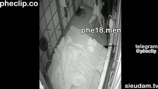 Hack Camera Con Vợ 10 Điểm Nhưng Thằng Chồng Hơi Yếu Sex Mới