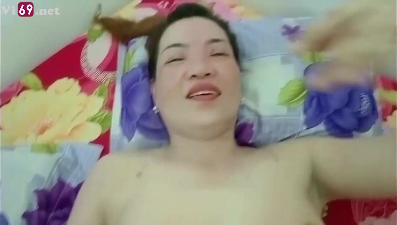 May bay ngoai tình