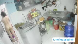 Hack cam mặt xinh dáng nuột