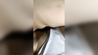Hiếp cô em nữ sinh đeo khăn quàng đỏ thắm