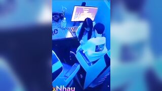 2 em học sinh lén lút  địt trong quán net