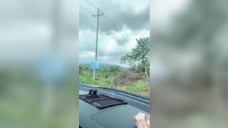 Gạ chịch em nhân viên sale BĐS