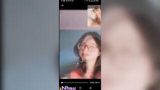 E học sinh vào nghỉ cùng bạn trai
