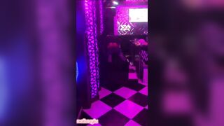 Ăn chơi thác loạn phòng hát karaoke