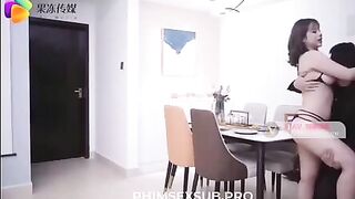 Tên trộm may mắn được địt ké cô chủ nhà