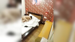 Cha chồng và con dâu ăn vụng sau lưng con trai