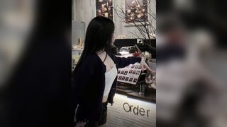 t muốn địt em này quá