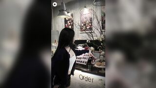 t muốn địt em này quá