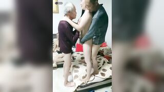 Some tập thể tuổi xế chiều