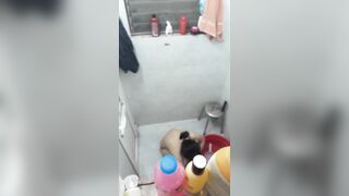 Quay lén con em kính cận đi tắm, đky kênh ib chat dam xả nung nè