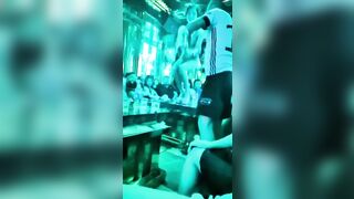 Thiên đường là đây chứ đâu