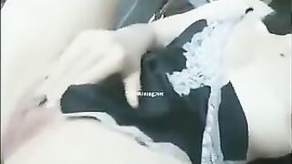 em gái mặt đồ hầu gái nứng lồn
