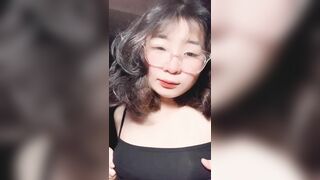 lan hương mới nhú và nhưng lần nứng lồn