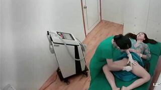 Chi gái cdi spa triệt lông