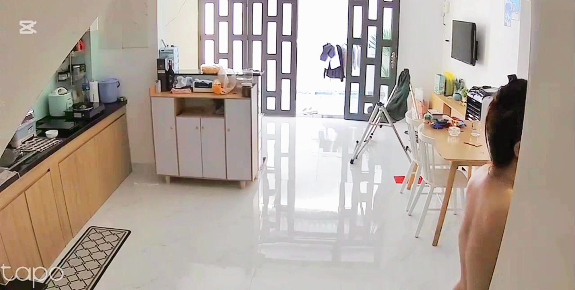 Camera nha chị gái