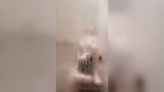mờ mờ hư ảo, mờ mờ tắm chung....!
