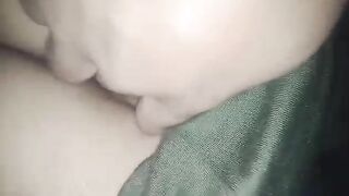 Móc lồn thím lúc đang ngủ
