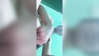 Em gái k5 cần tiền