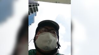 thèng cha này biến thái, làm zị coi được hả?
