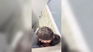 [Hot]Cặp đôi học sinh mới lớn siêu teen bị quay lén khi địt nhau trong toilet quán nh