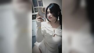 Bé Mai đú trend lên xe đi cưng nè hihi