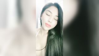 Con Chị Lên Cơn Nứng Lồn Vạch Cu Thằng Em Ra Bú Liếm