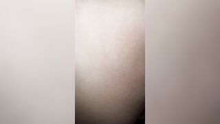 Vú ***
