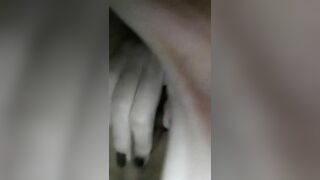 Gái non thủ dâm 2