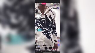vợ thầy long lộ clip thay đồ trực tiếp trên live