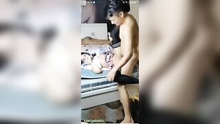 Vay tiền ko có chả e gái bán trinh chả nợ .lần đầu đau kêu la thảm thiết