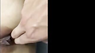 Xuất tinh trắng bướm cô vợ ưa sạch sẽ wax lông gọn gàng