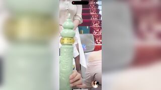 Lườm bói trong livestream