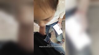 Đang xem điện thoại thì bị anh trai bắt bú cu
