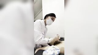 Khám nội khoa nam, cách yta lấy tinhtrung để đem đi xét nghiệm!