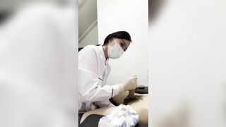 Khám nội khoa nam, cách yta lấy tinhtrung để đem đi xét nghiệm!