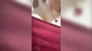 80,72Vừa nhậu vừa thủ dâm.