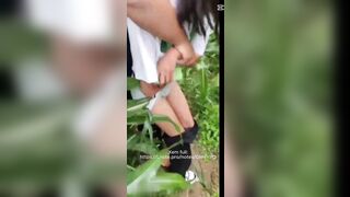 Đưa em học sinh vào rừng hiếp dâm móc bím