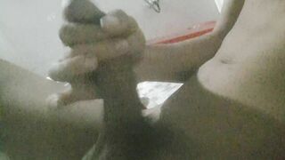 Lâu lâu lên video