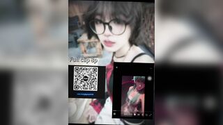 Cosplay thủ dâm bằng sextoy