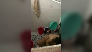 quay lén chị tắm