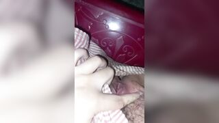 E gái lén quay móc cho ny