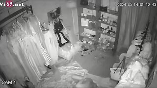 Hack camera em gái chủ shop thời trang vú to làm tình