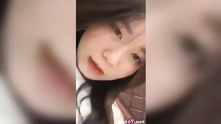 Em sv chất sex cho Ny xem vú