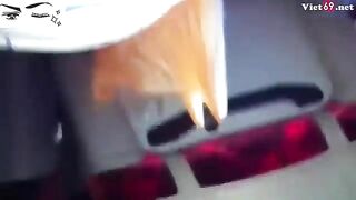 Trên xe khách về quê em nứng quá tụt quần anh ra mút lấy mút để