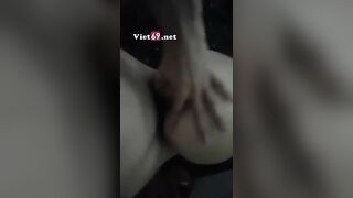 Cong mông banh bướm cho anh dập trên gác lửng